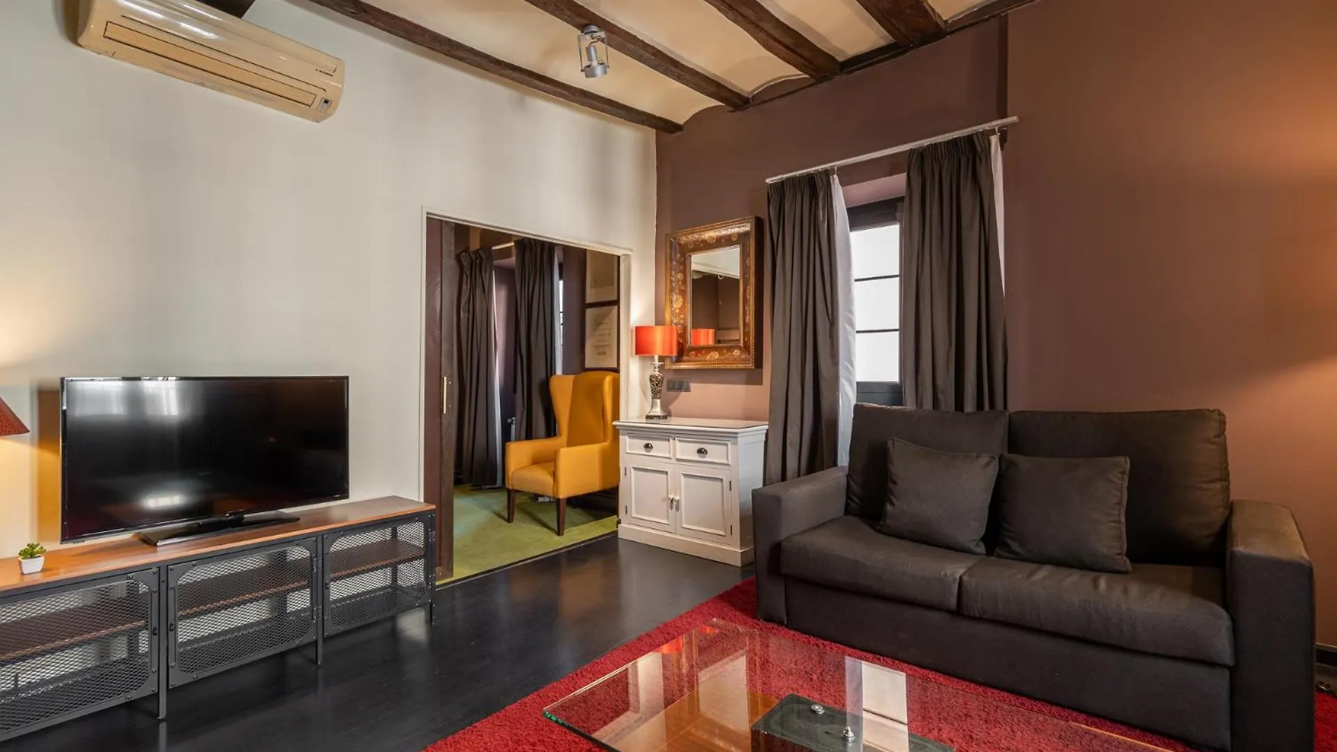 Stay U-Nique Apartments Pou II Barcelona 0*,  Spain