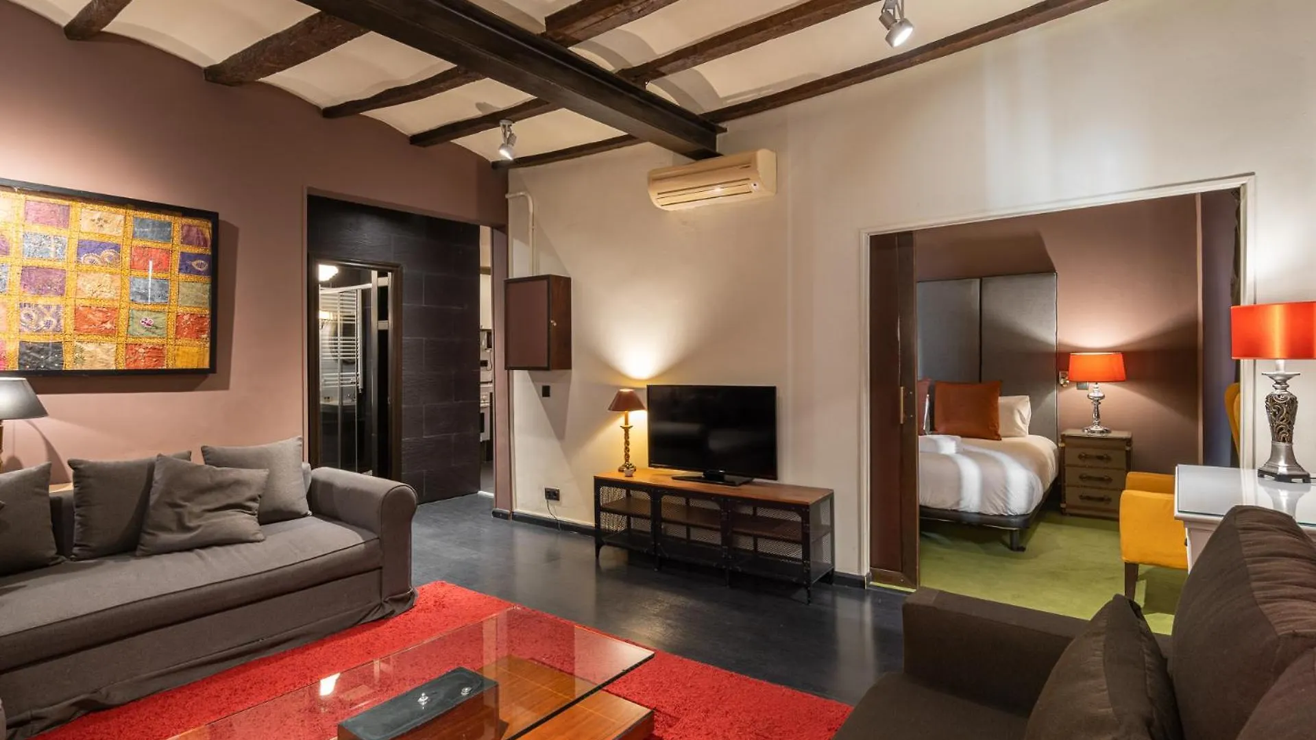 Stay U-Nique Apartments Pou II Barcelona 0*,
