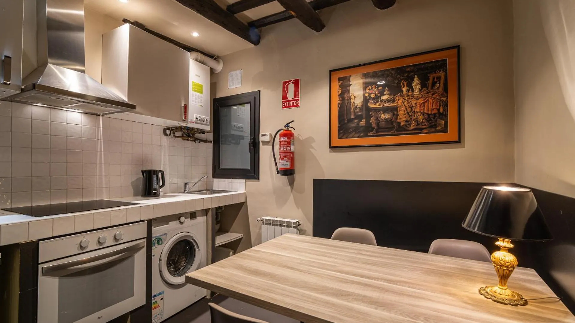 Stay U-Nique Apartments Pou II Barcelona 0*,