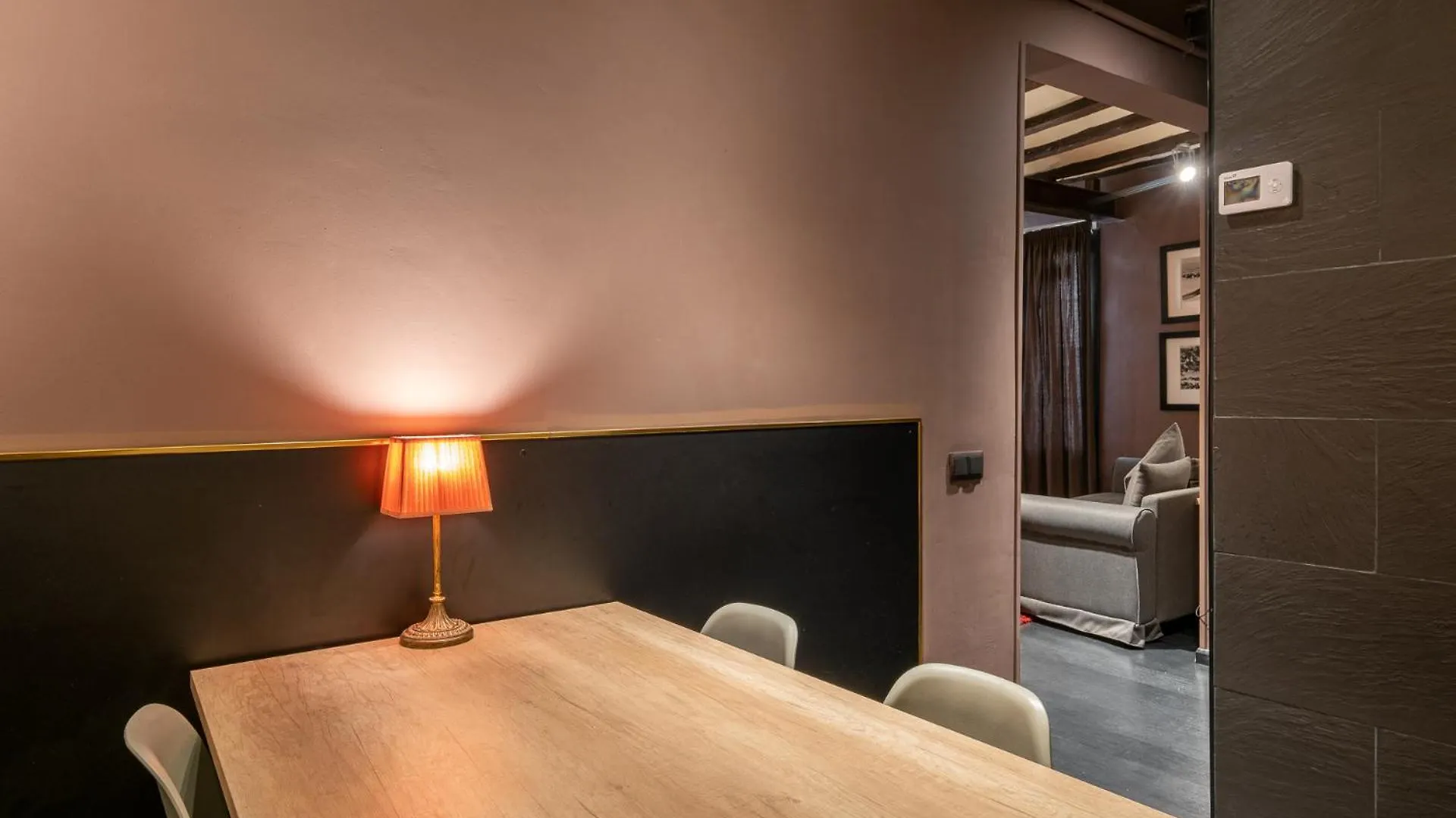 Stay U-Nique Apartments Pou II Barcelona Spanien